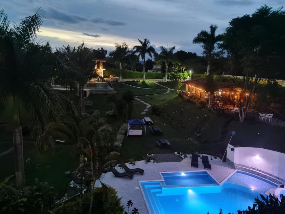 Finca Hotel Loma Verde キンバヤ エクステリア 写真