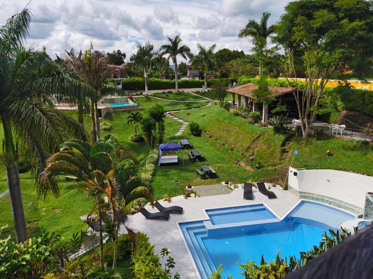 Finca Hotel Loma Verde キンバヤ エクステリア 写真