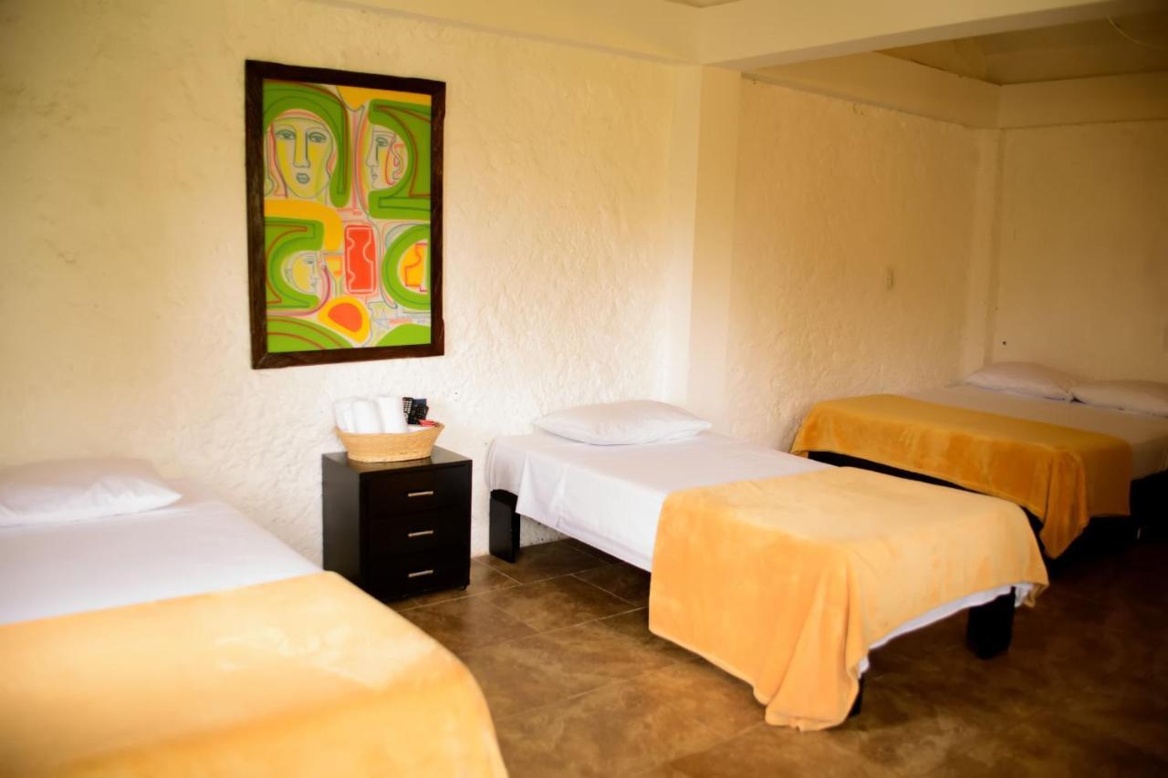 Finca Hotel Loma Verde キンバヤ エクステリア 写真