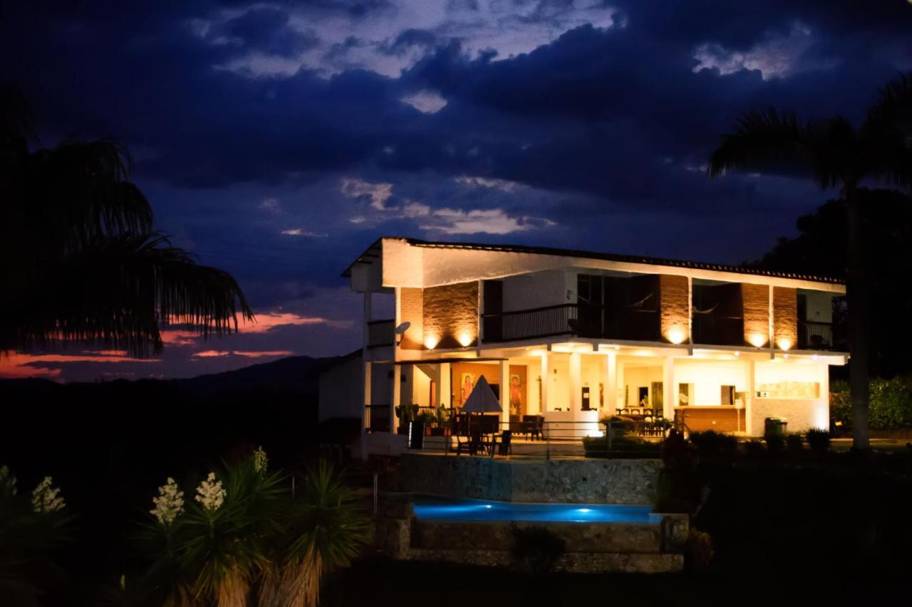 Finca Hotel Loma Verde キンバヤ エクステリア 写真
