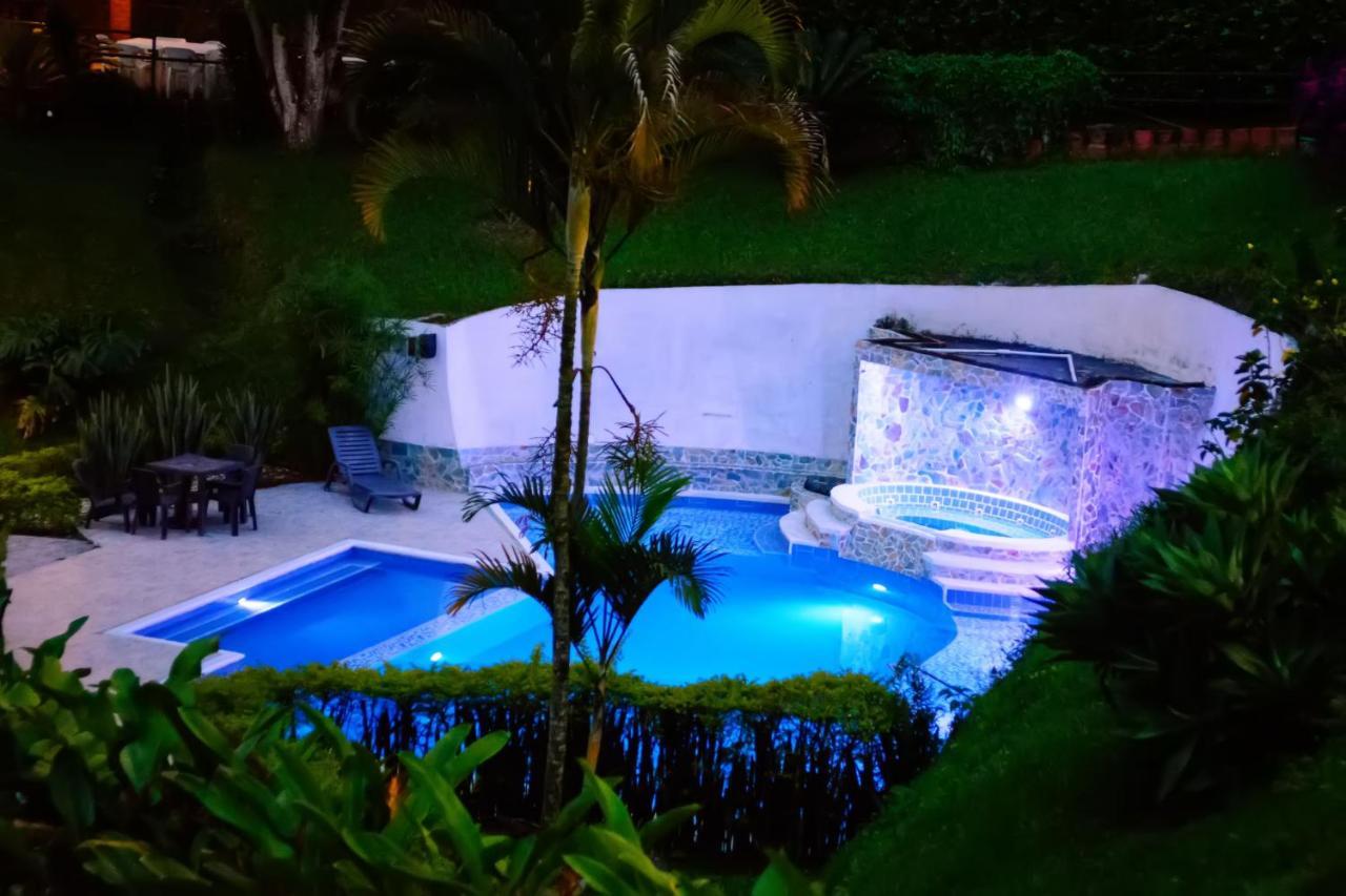 Finca Hotel Loma Verde キンバヤ エクステリア 写真