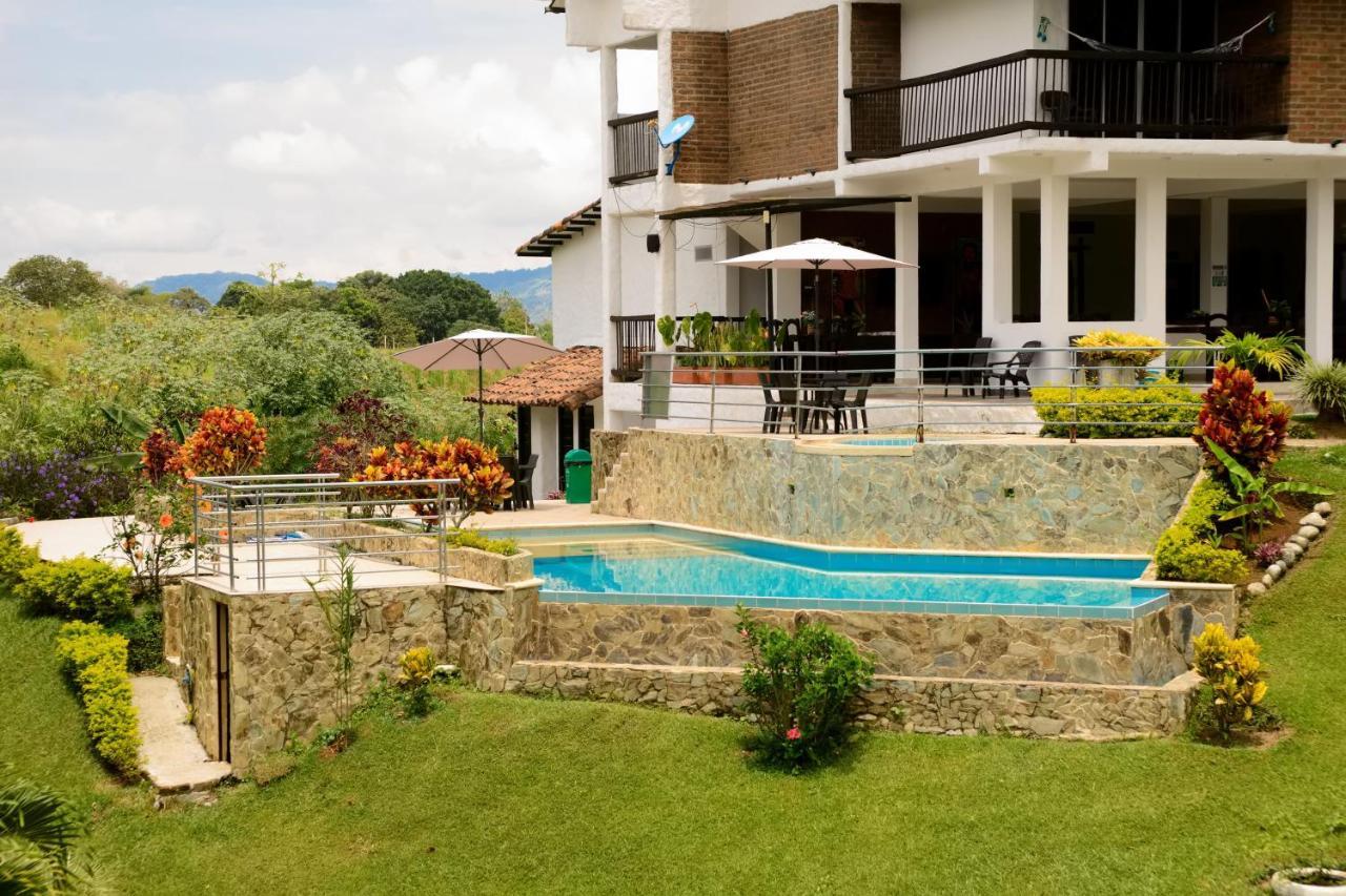 Finca Hotel Loma Verde キンバヤ エクステリア 写真