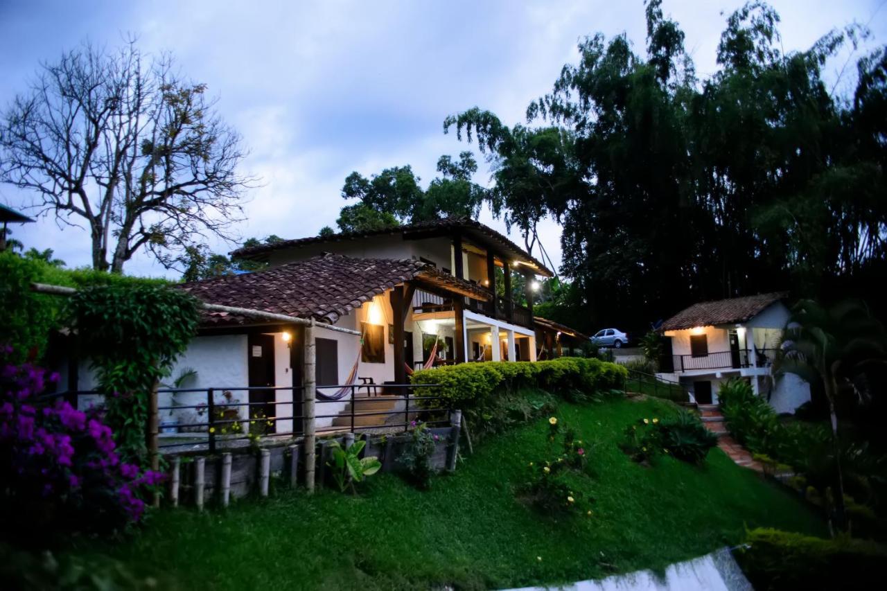 Finca Hotel Loma Verde キンバヤ エクステリア 写真