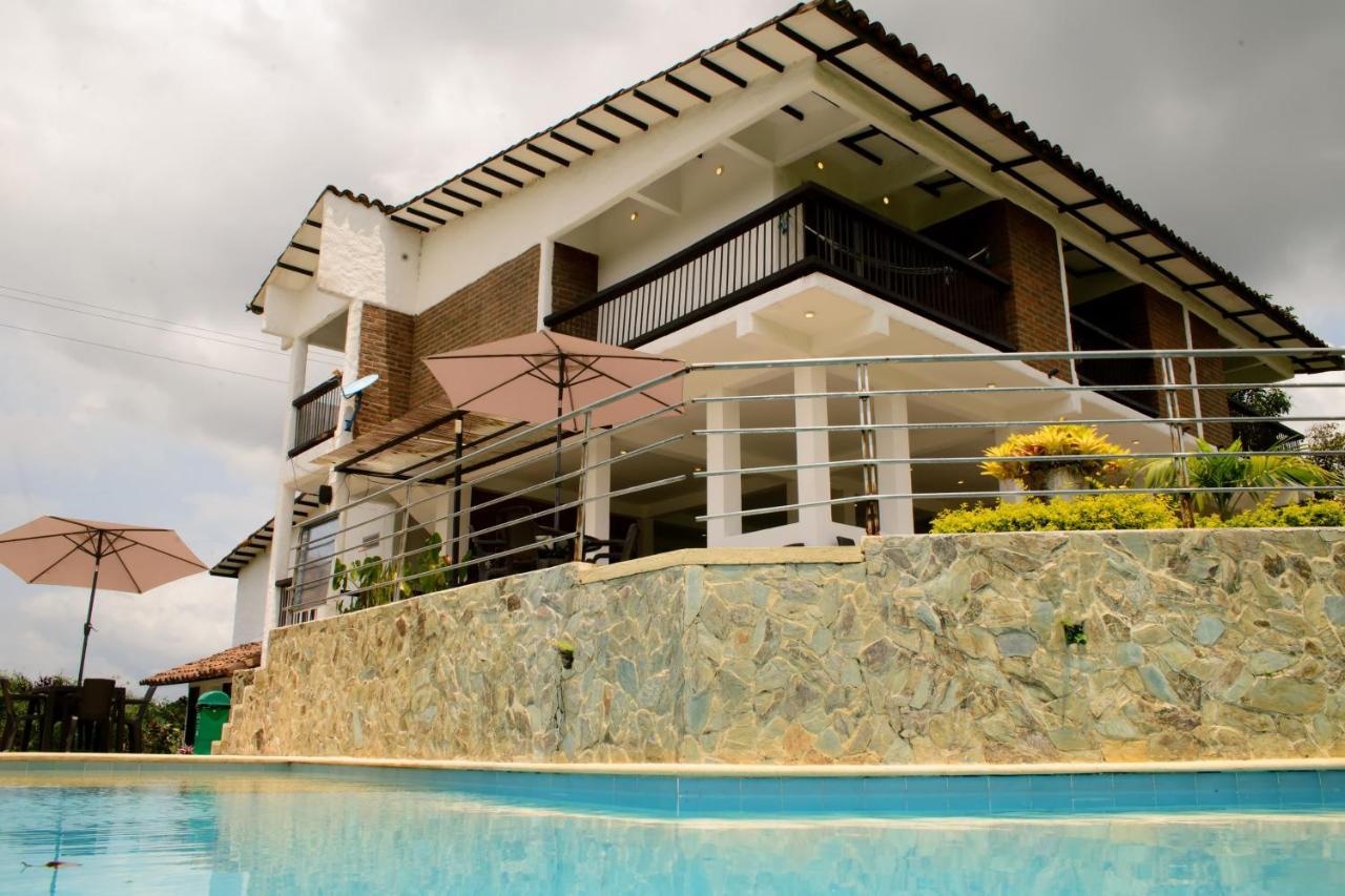 Finca Hotel Loma Verde キンバヤ エクステリア 写真