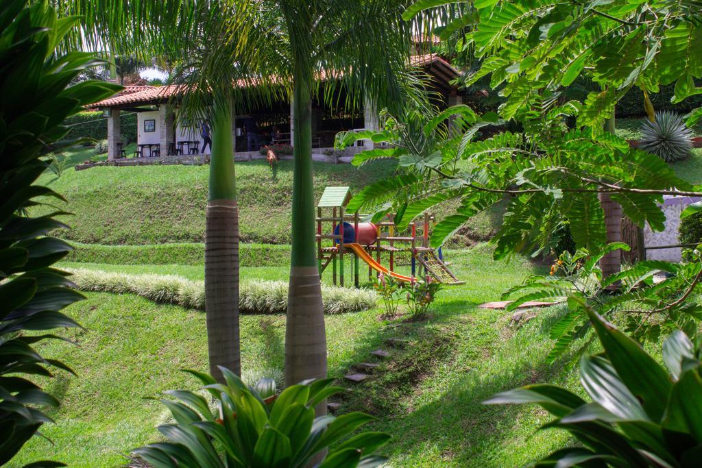 Finca Hotel Loma Verde キンバヤ エクステリア 写真